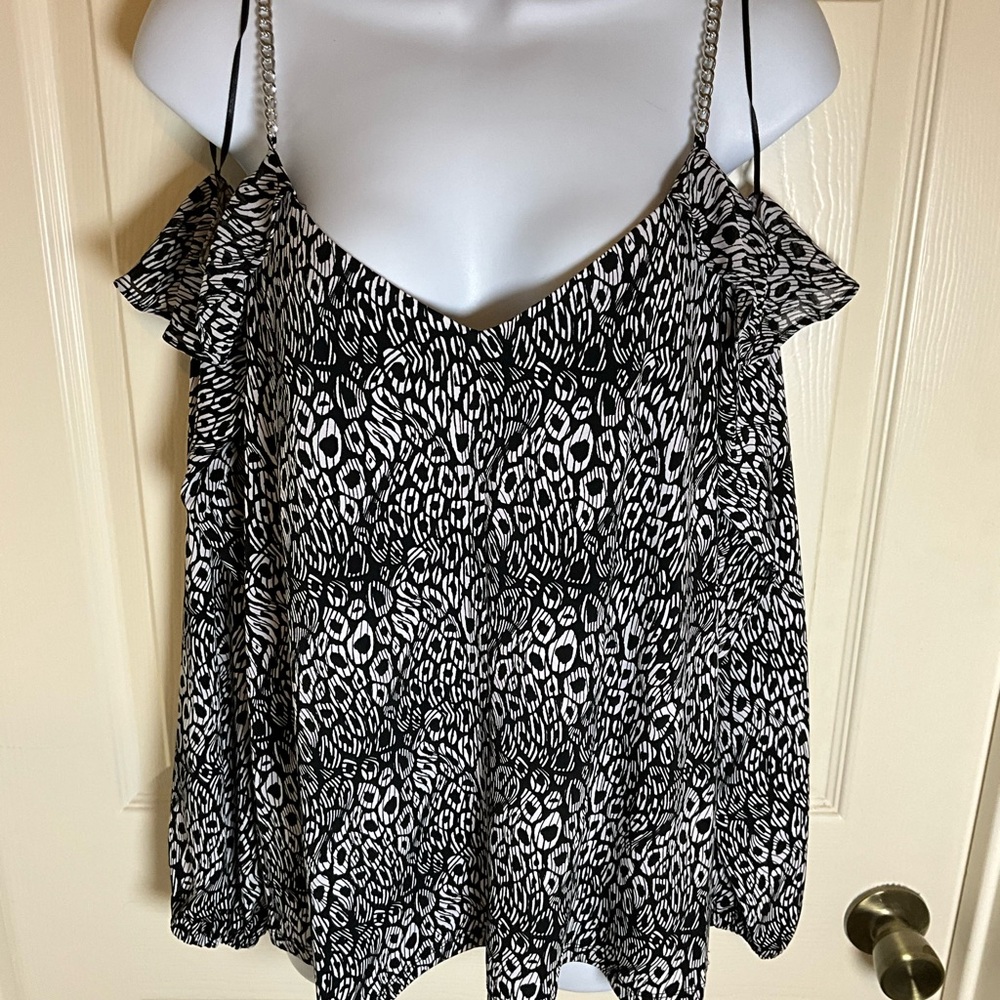 🖤 MICHAEL Michael Kors Cold-Shoulder Chain Strap Top